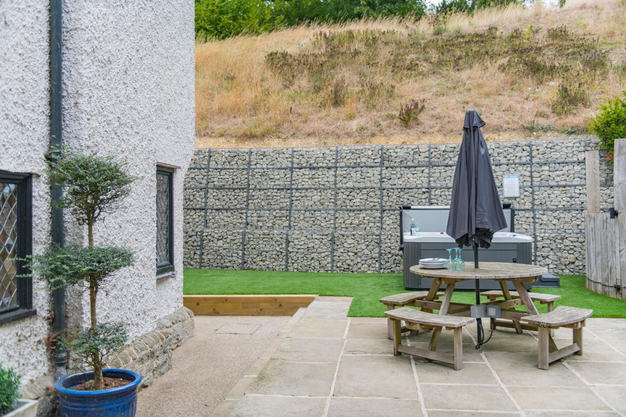 Hockley House By Bloom Stays Folkestone Extérieur photo