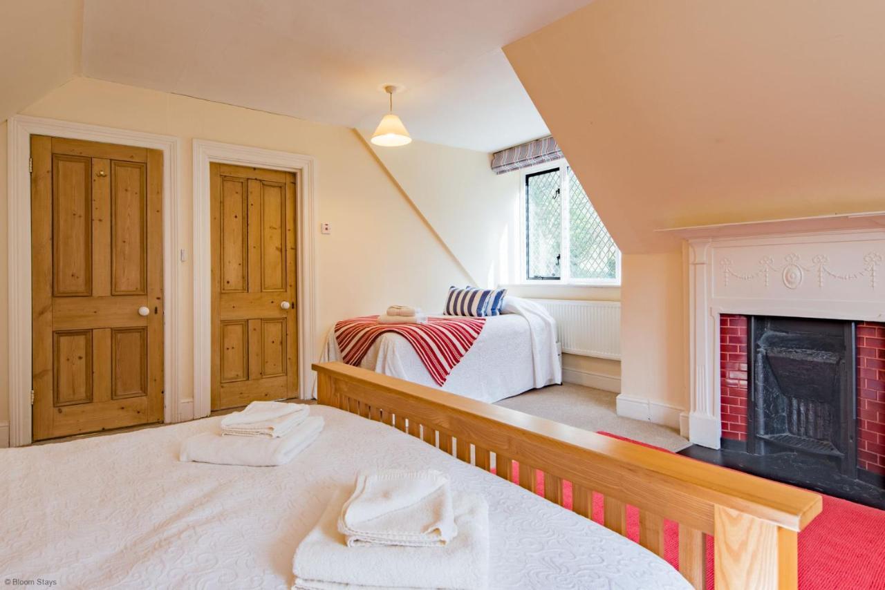 Hockley House By Bloom Stays Folkestone Extérieur photo